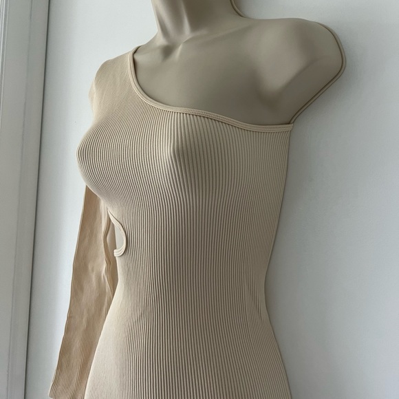 Bodycon Rib Dress - Picture 5 of 8